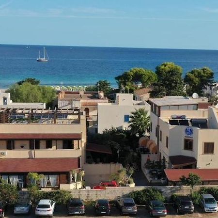 Residence Hotel Marino Tourist 圣维托罗卡波 外观 照片